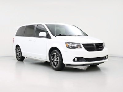White 2019 Dodge Grand Caravan SXT