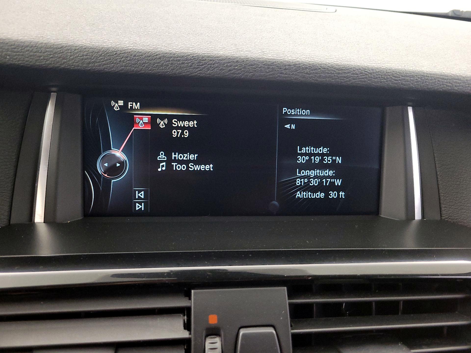 Thumbnail: 2016 BMW X4 - 16