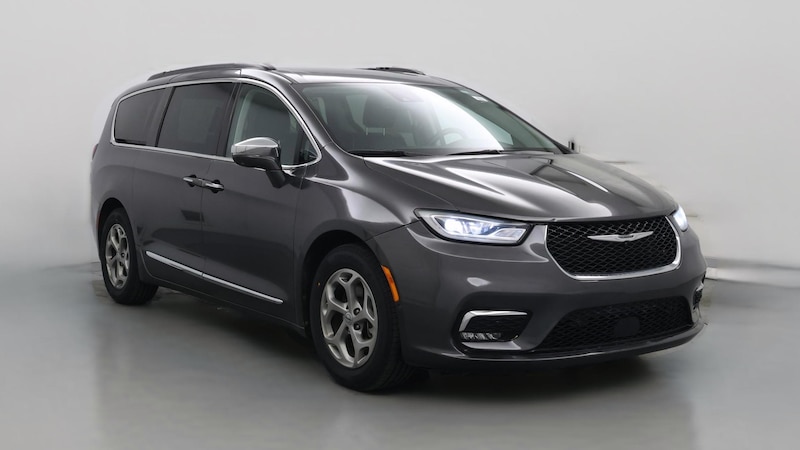 2022 Chrysler Pacifica Limited Hero Image