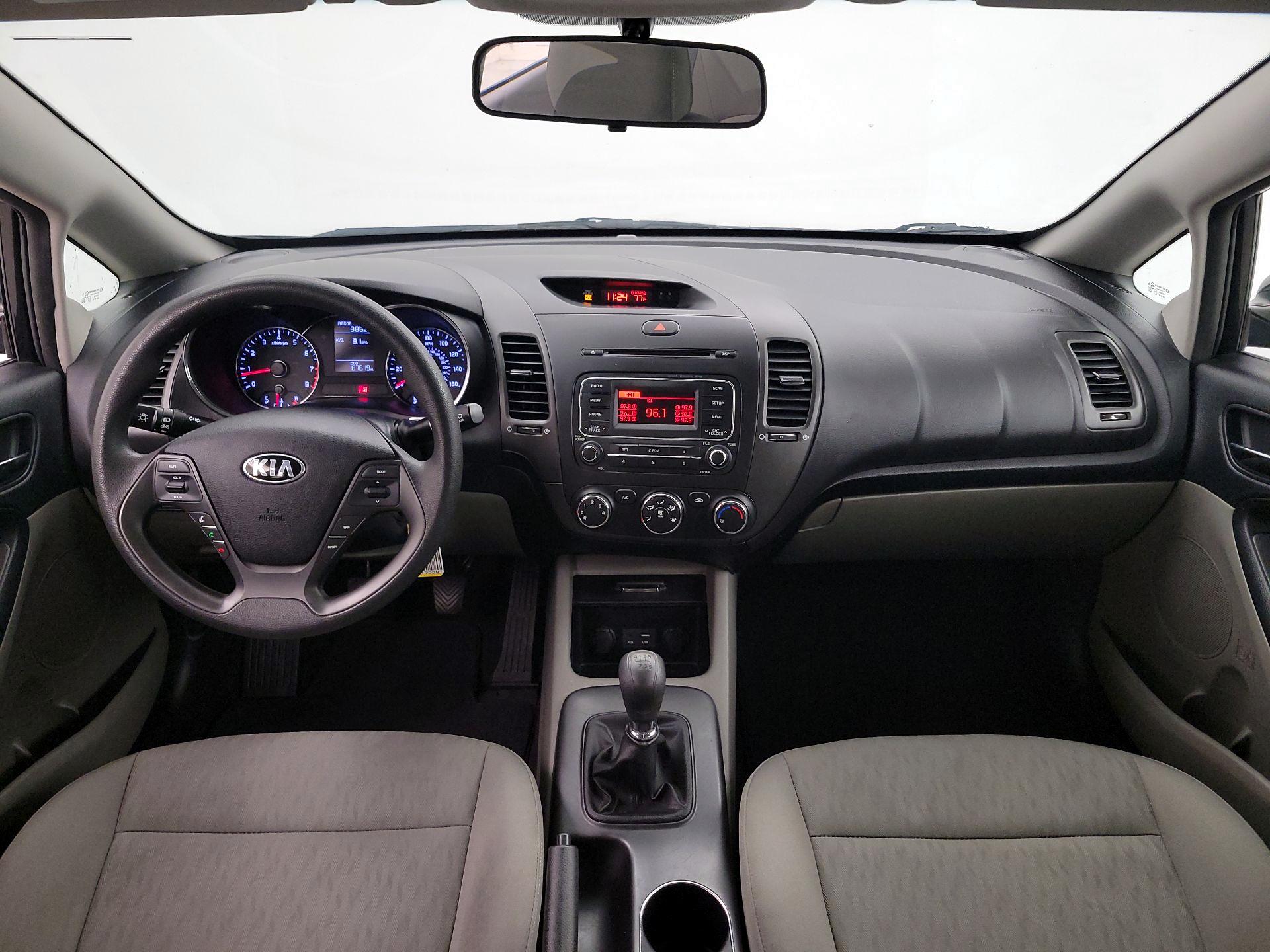 Thumbnail: 2015 Kia Forte - 9
