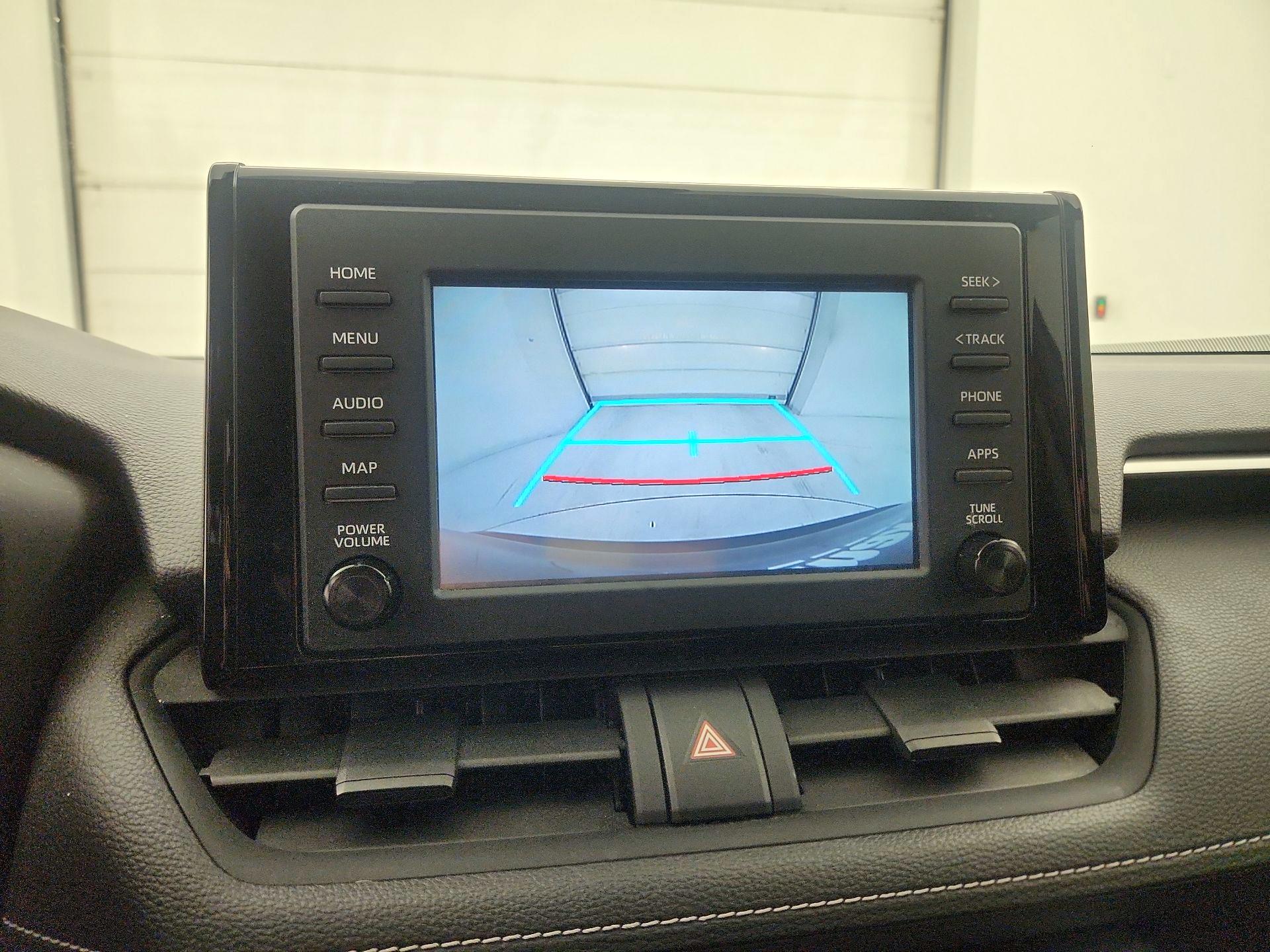 Thumbnail: 2019 Toyota RAV4 - 14