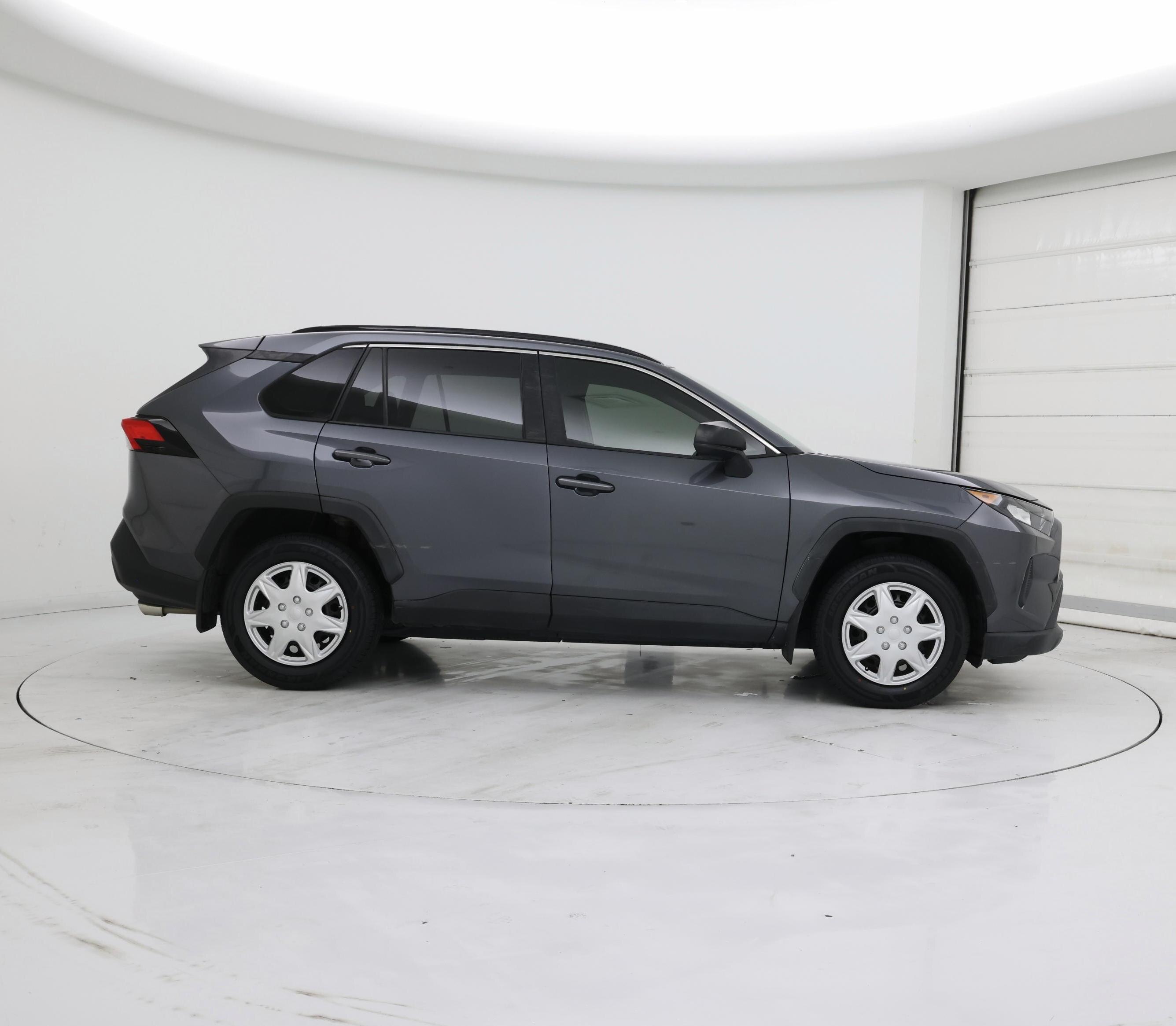 Thumbnail: 2019 Toyota RAV4 - 7