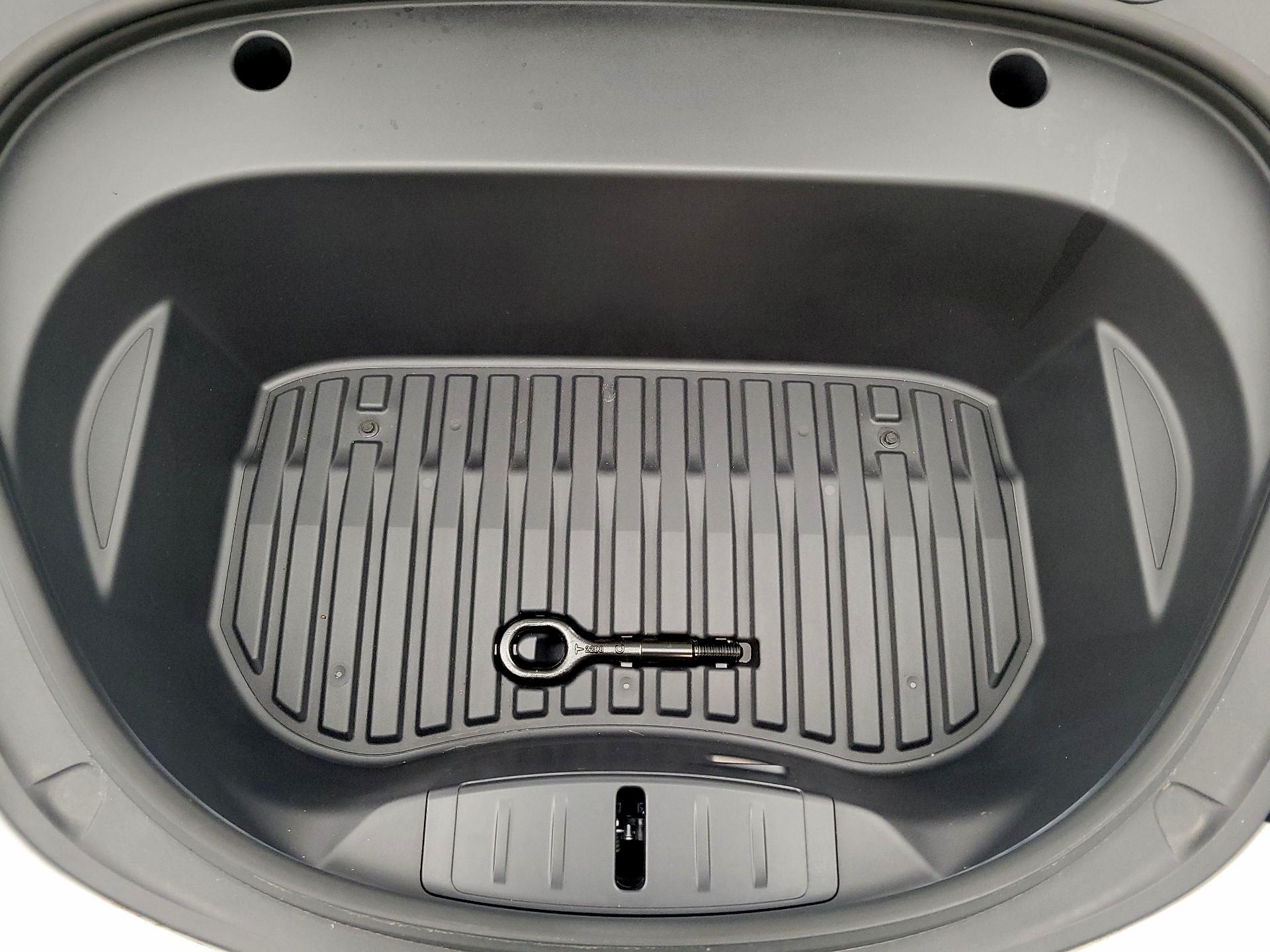Thumbnail: 2023 Tesla Model 3 - 20