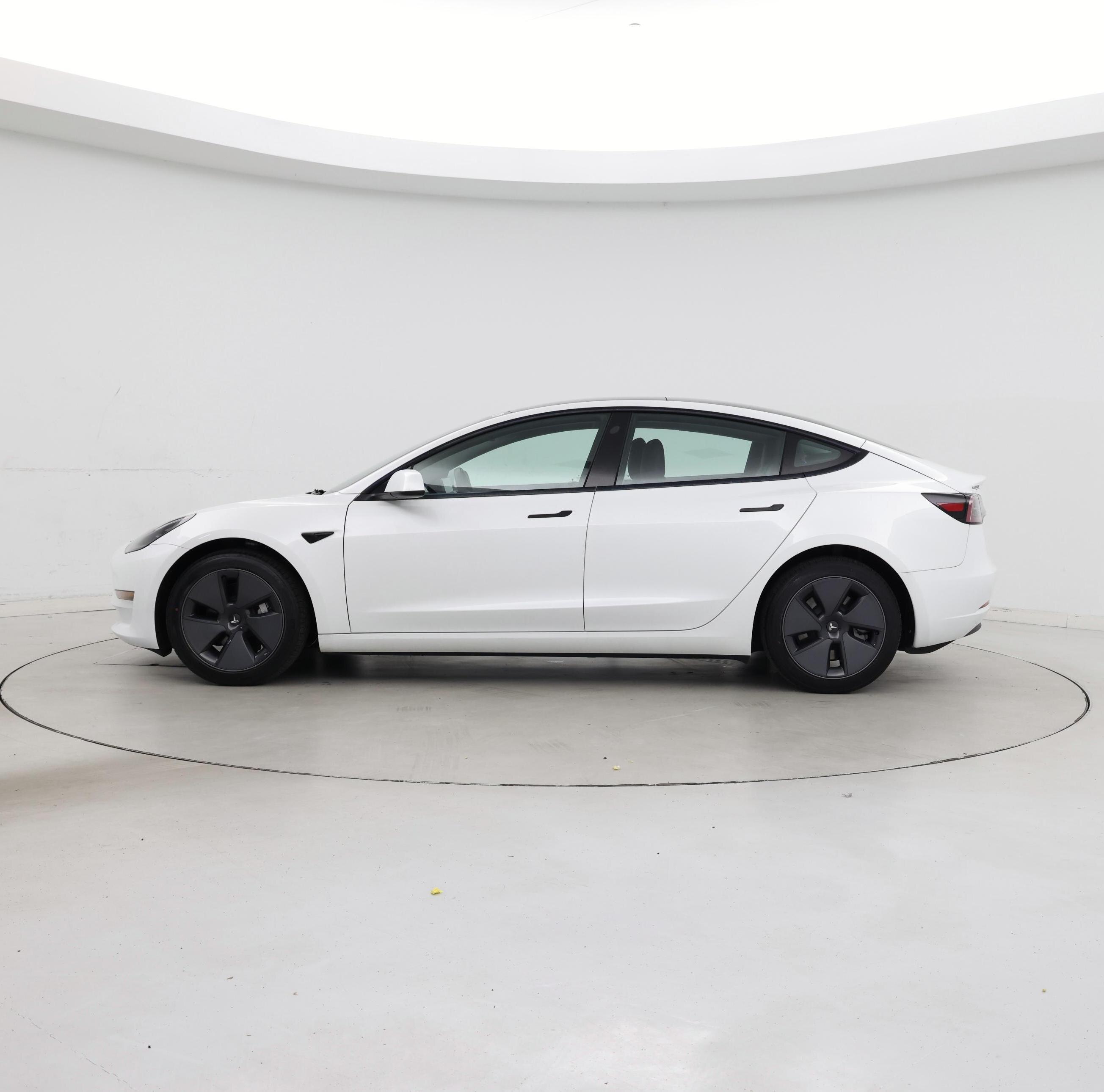 Thumbnail: 2023 Tesla Model 3 - 3
