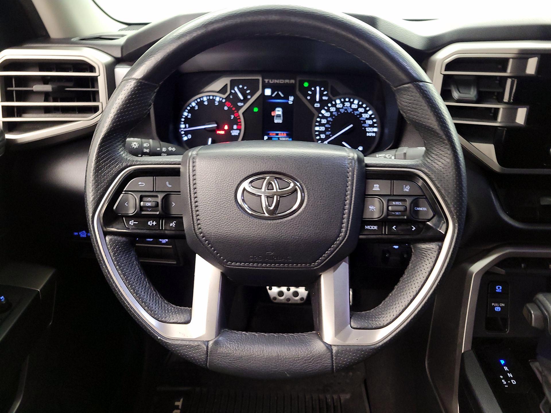 Thumbnail: 2022 Toyota Tundra - 10