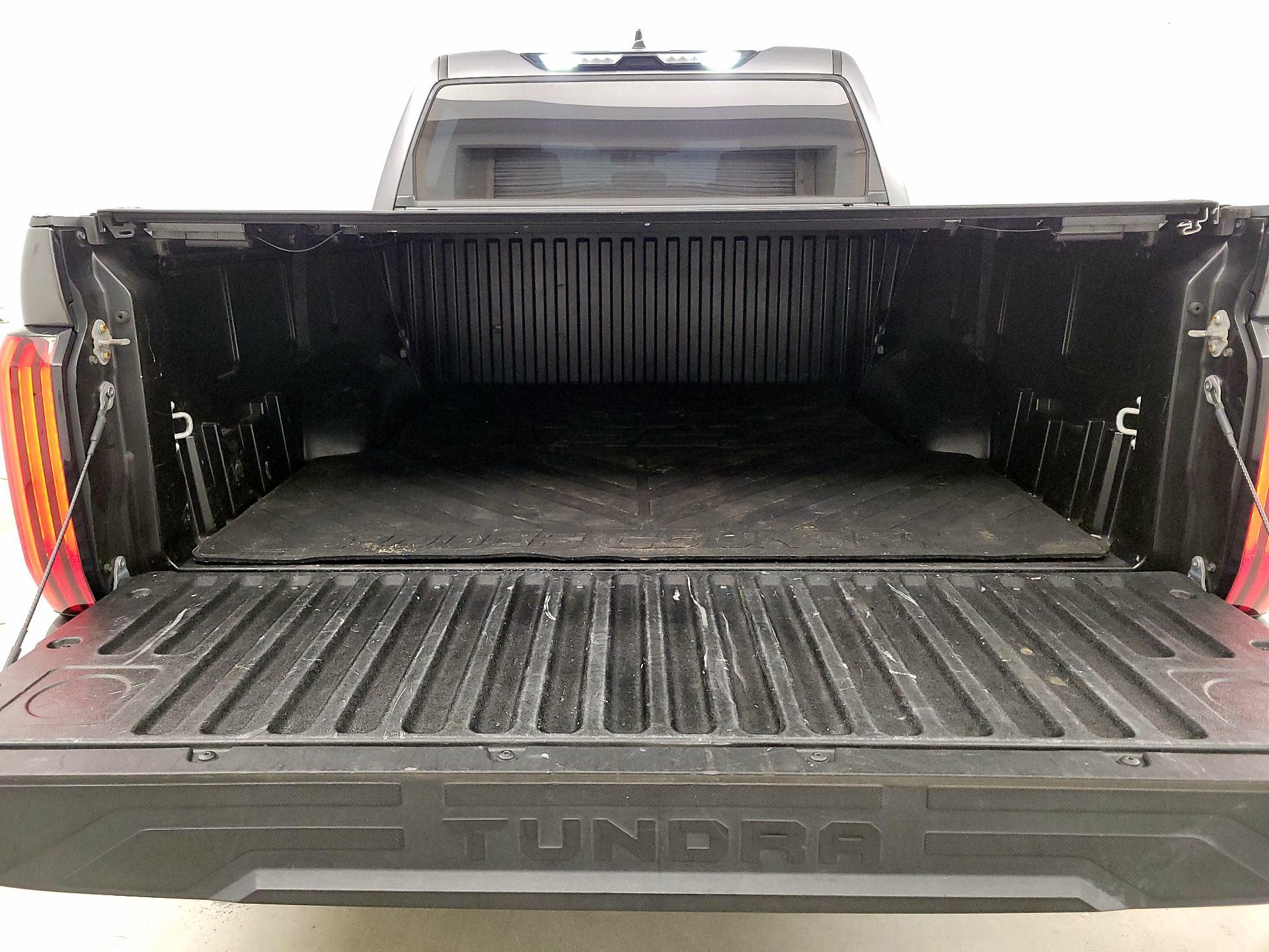 Thumbnail: 2022 Toyota Tundra - 20