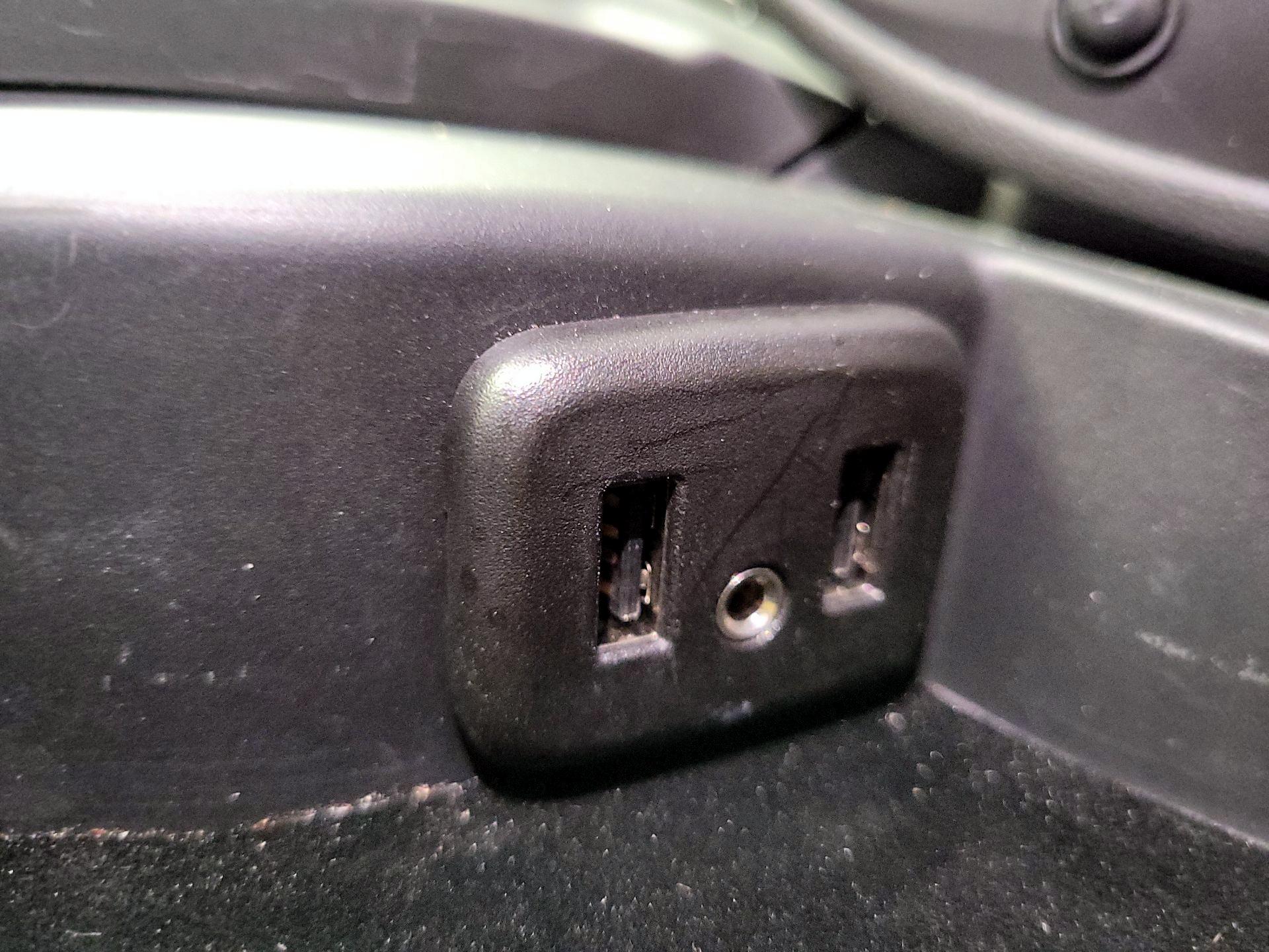 Thumbnail: 2019 Chevrolet Corvette - 18