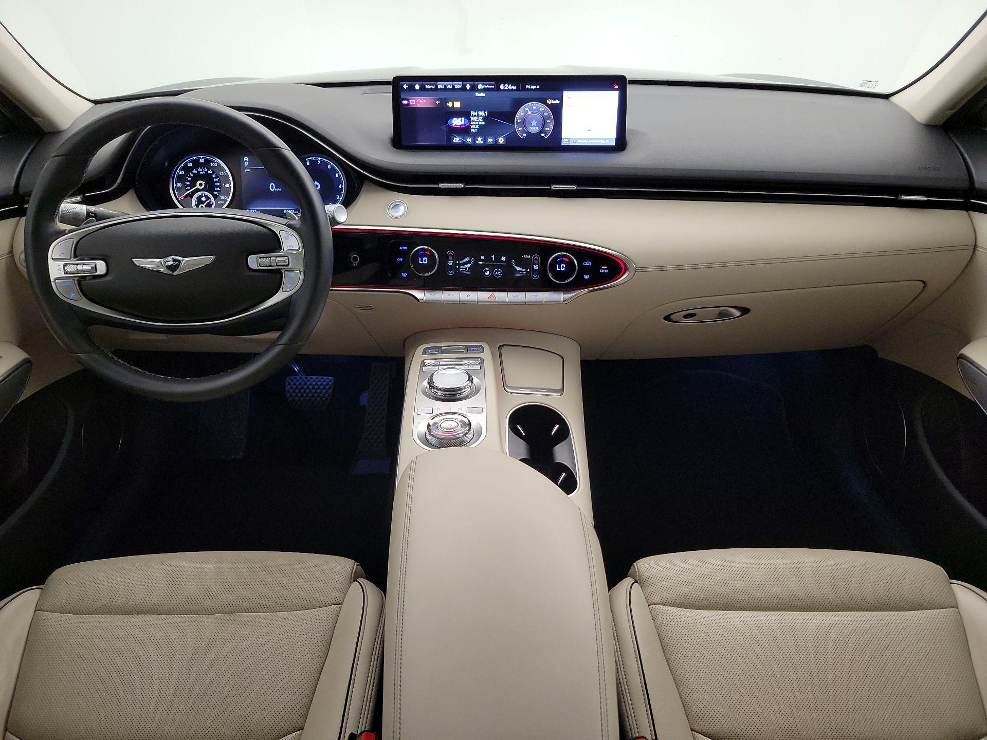 Thumbnail: 2022 Genesis GV70 - 9