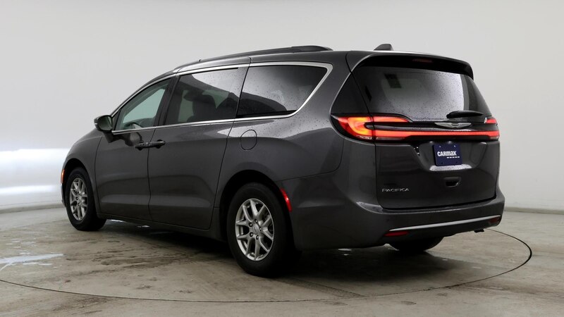 2021 Chrysler Pacifica Touring 2