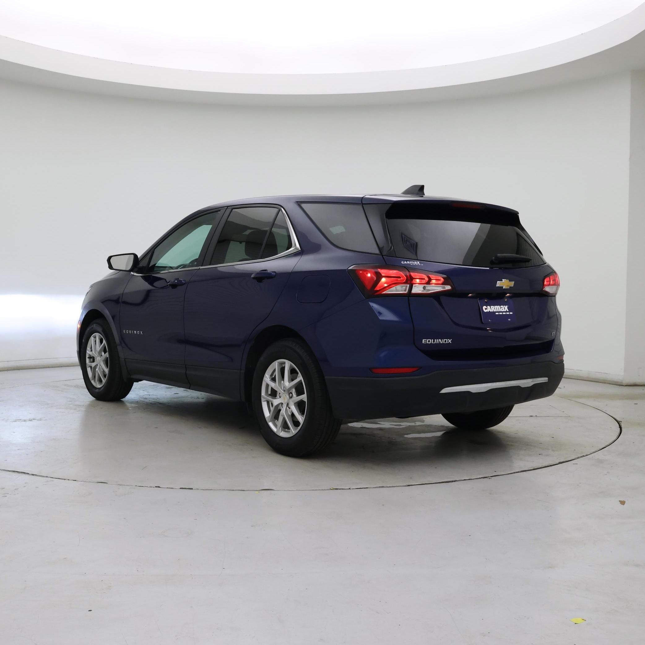 Thumbnail: 2022 Chevrolet Equinox - 2
