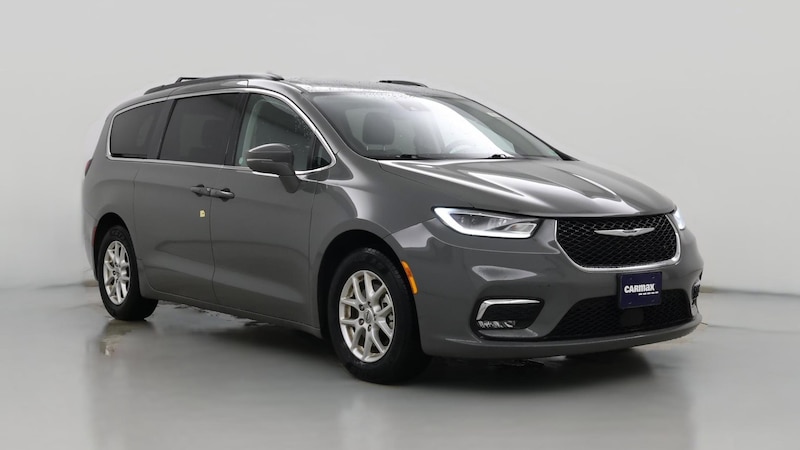 2022 Chrysler Pacifica Touring L Hero Image