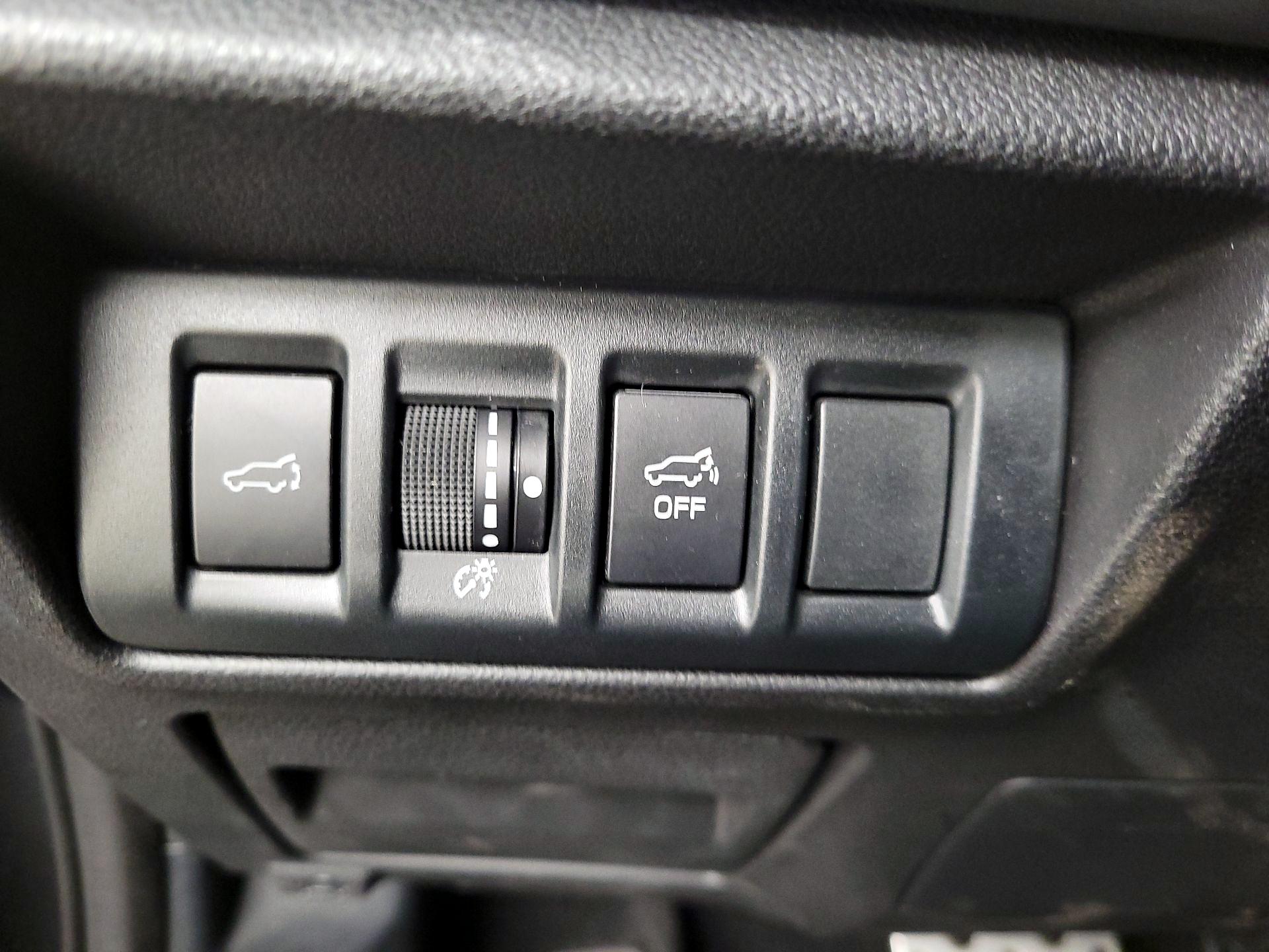 Thumbnail: 2022 Subaru Outback - 13