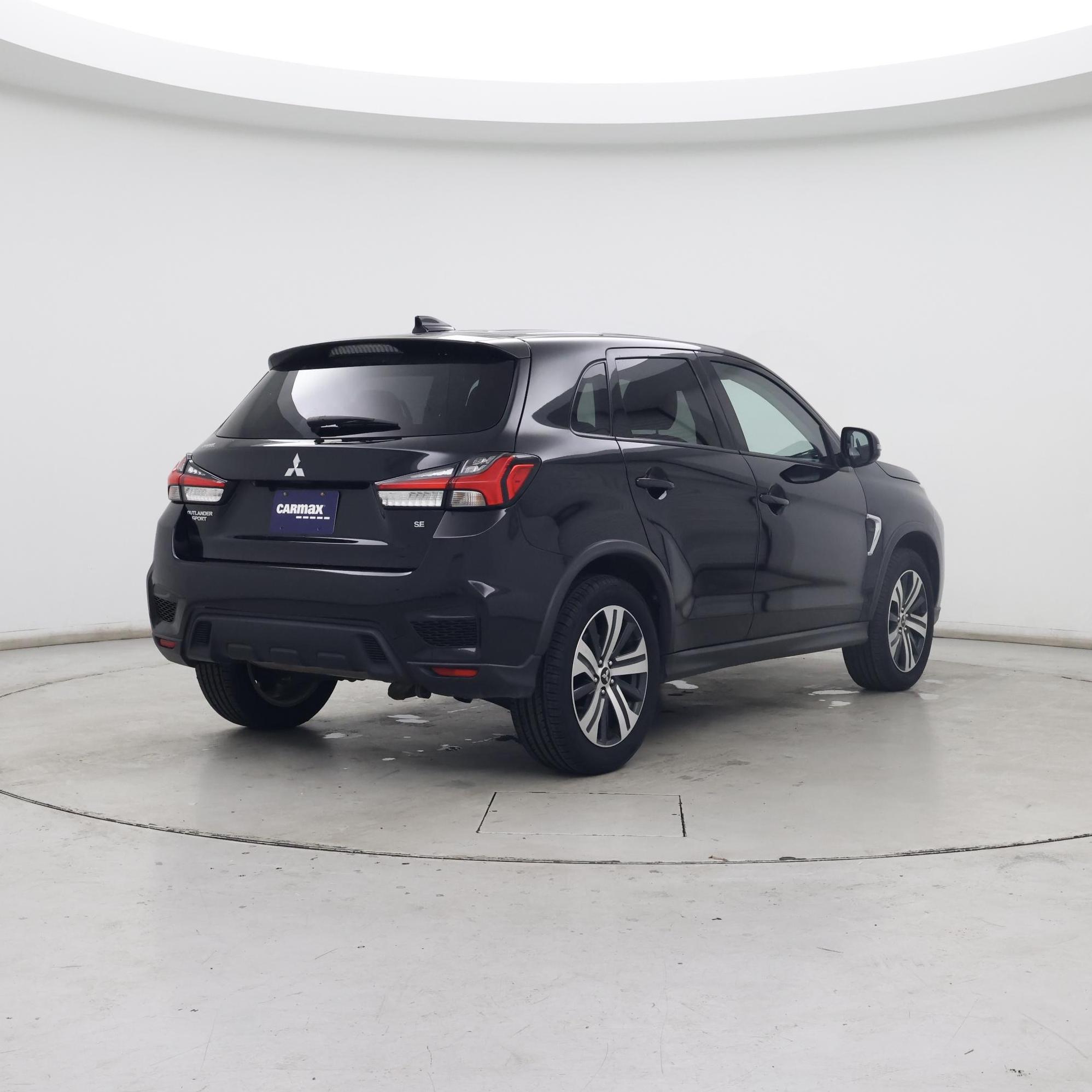 Thumbnail: 2021 Mitsubishi Outlander Sport - 8