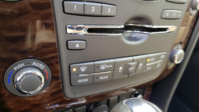 2017 Nissan Armada Platinum Edition 16