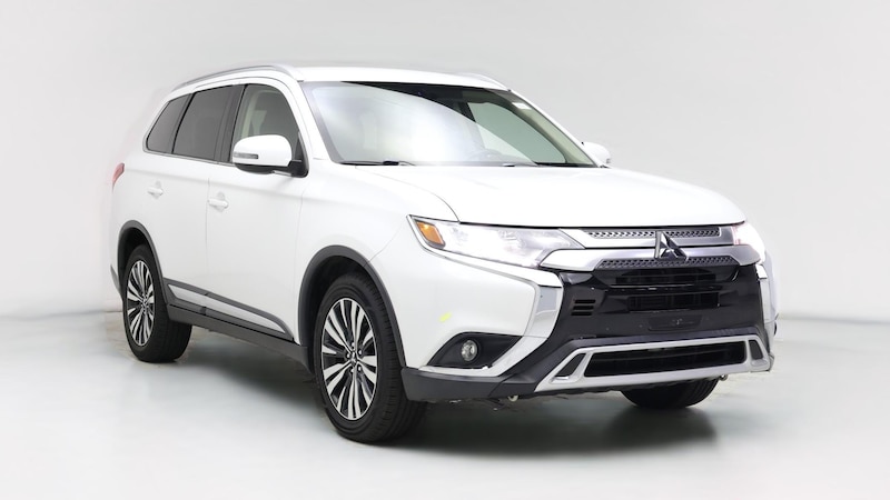 2019 Mitsubishi Outlander LE Hero Image