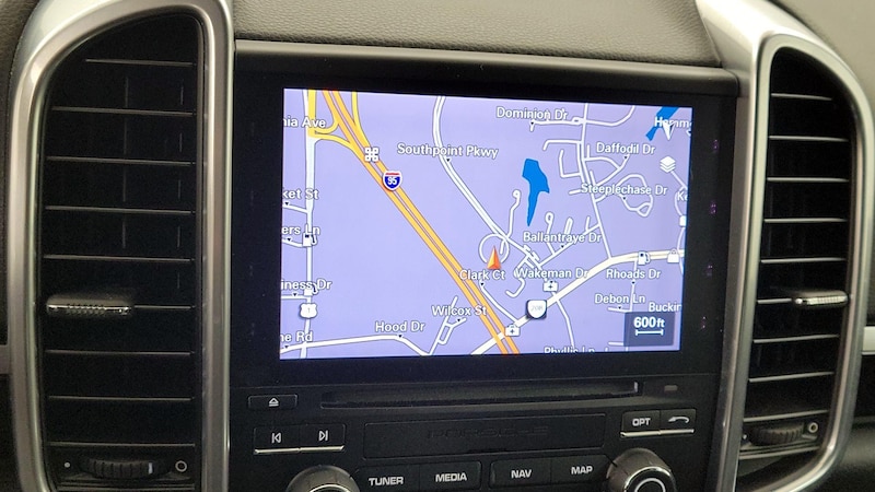 2017 Porsche Cayenne  14