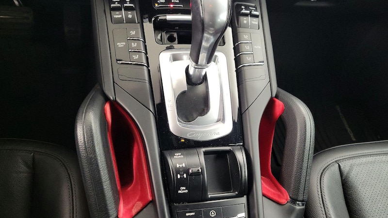 2017 Porsche Cayenne  18