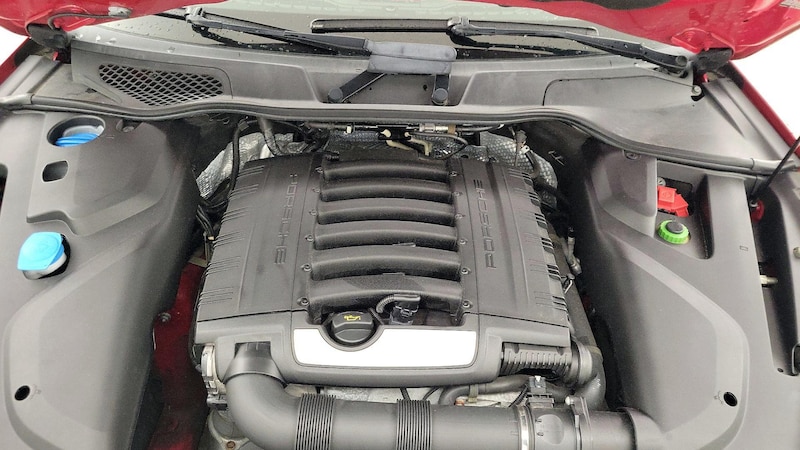 2017 Porsche Cayenne  23