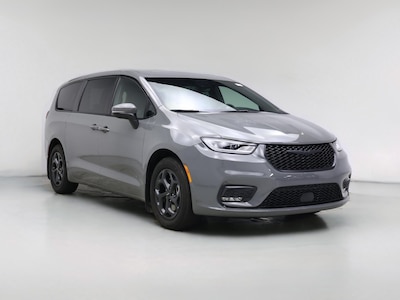 2023 Chrysler Pacifica Hybrid Touring L -
                Charlotte, NC