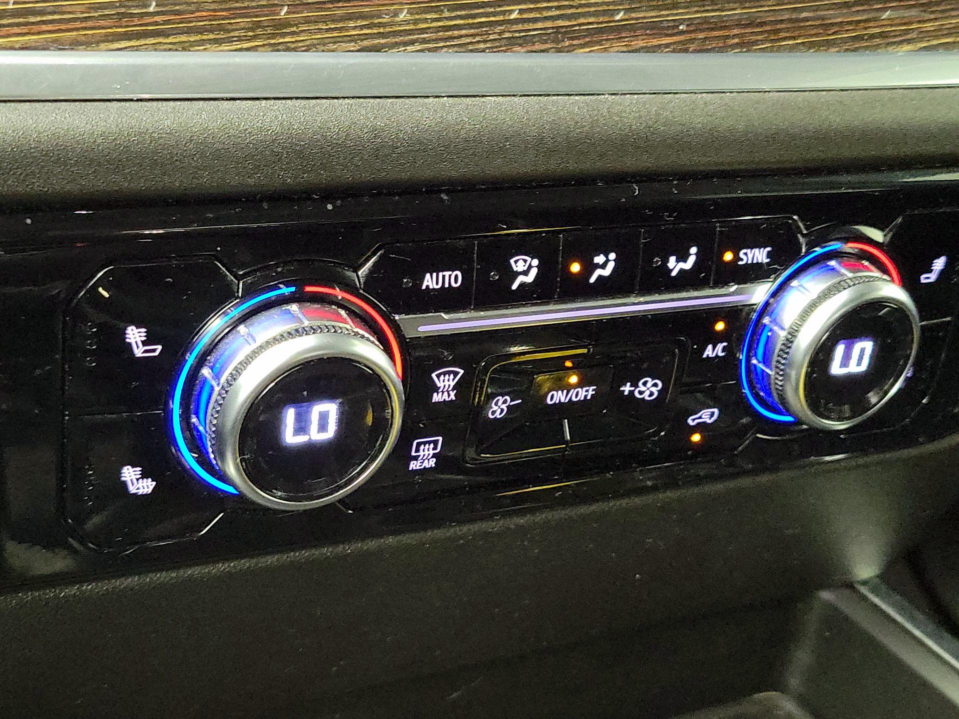 Thumbnail: 2022 GMC Sierra 1500 - 16