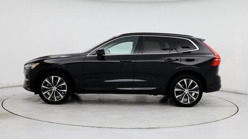 2022 Volvo XC60 B5 Momentum 3