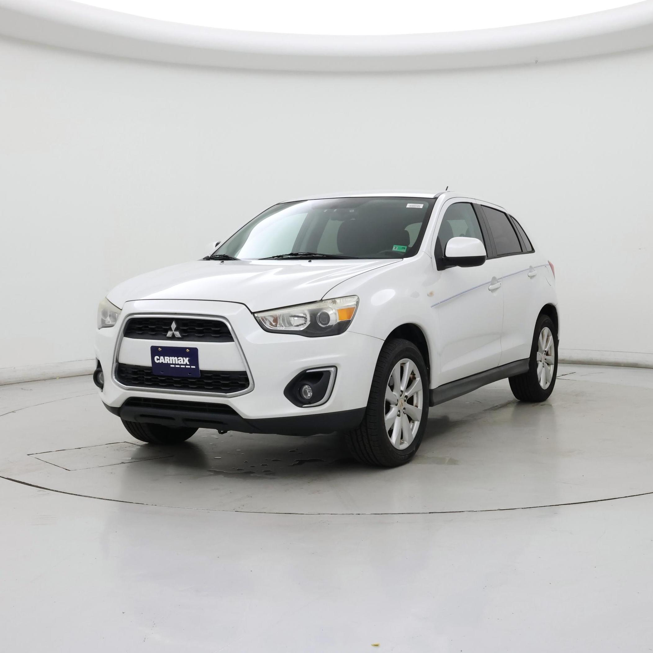 Thumbnail: 2015 Mitsubishi Outlander Sport - 4