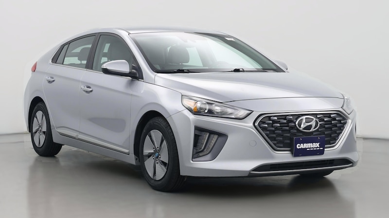 2022 Hyundai Ioniq SE Hero Image