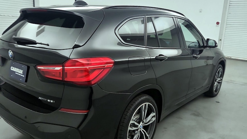 2019 BMW X1 xDrive28i 5