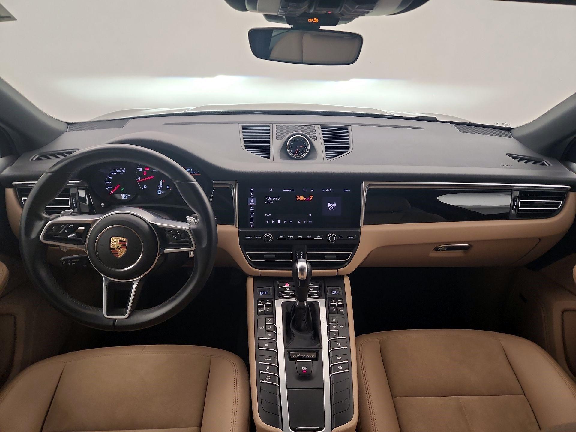 Thumbnail: 2021 Porsche Macan - 9