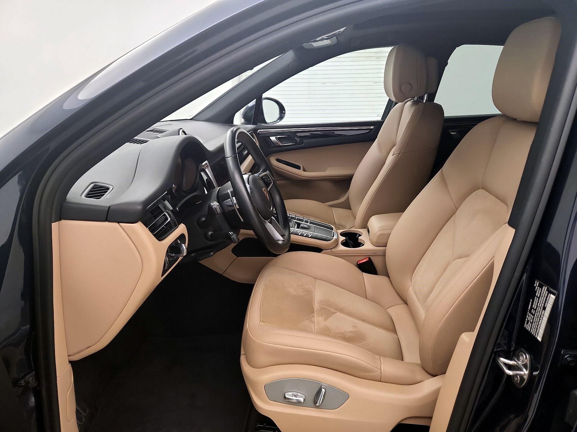 Thumbnail: 2021 Porsche Macan - 11
