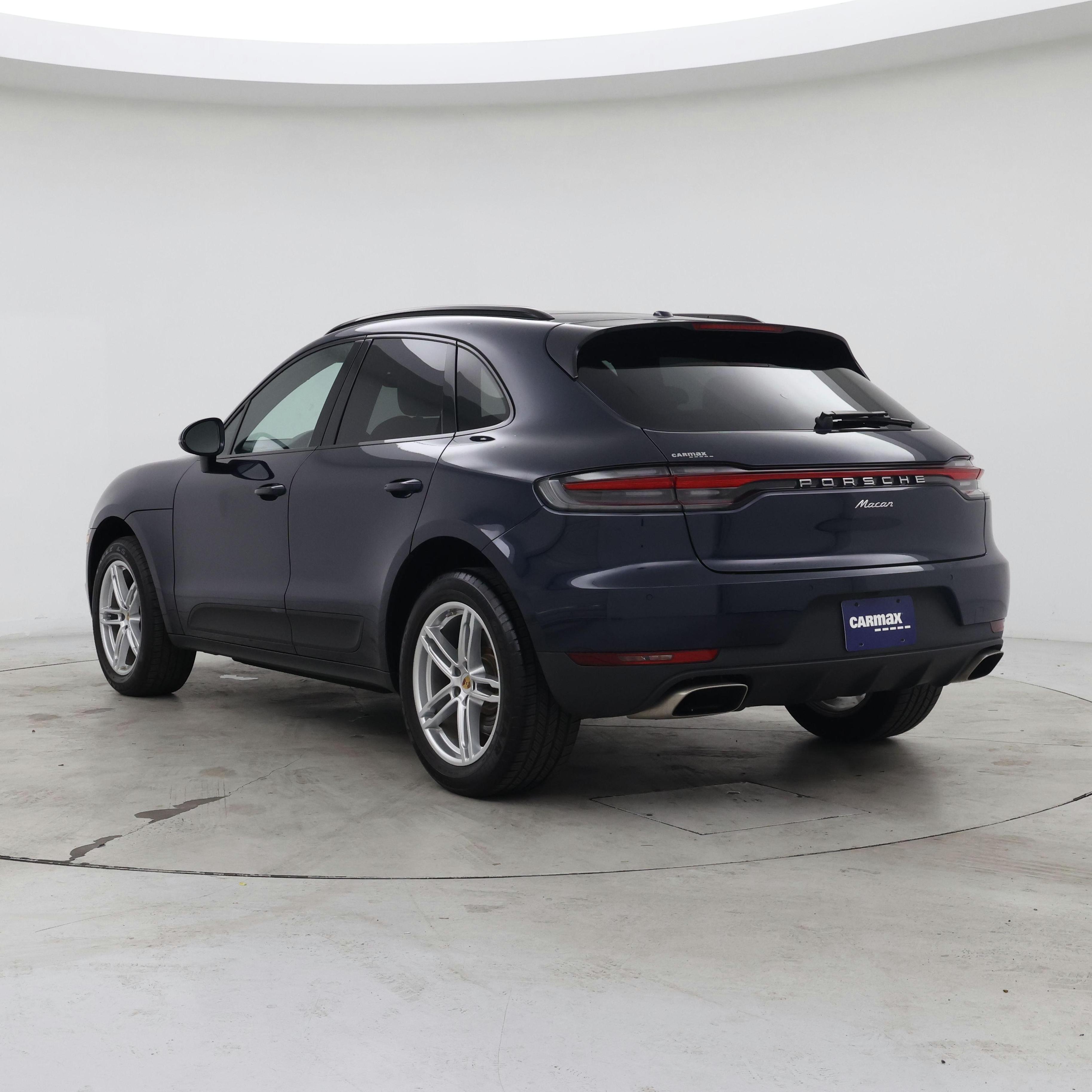 Thumbnail: 2021 Porsche Macan - 2
