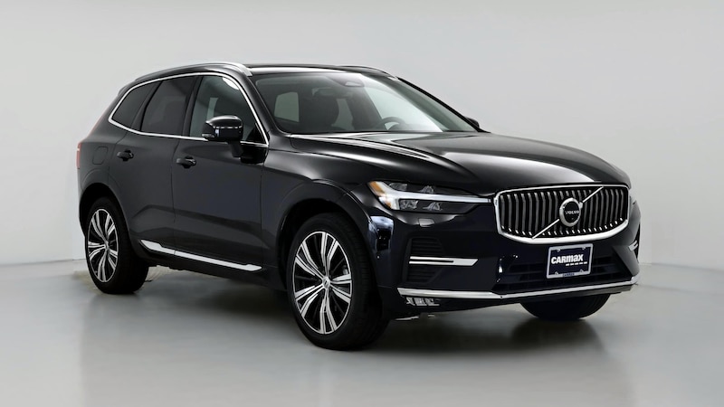 2023 Volvo XC60 B5 Plus Hero Image