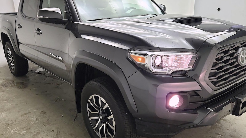 2022 Toyota Tacoma TRD Sport Hero Image