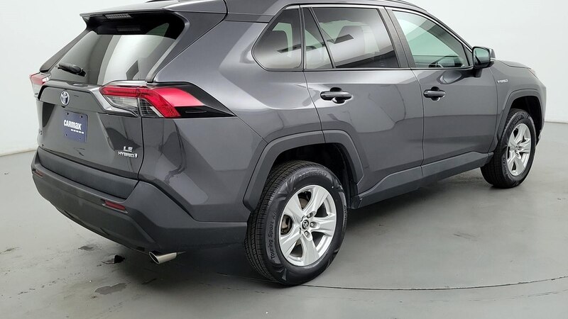 2019 Toyota RAV4 LE 5