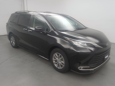 2021 Toyota Sienna XLE -
                Wilmington, NC