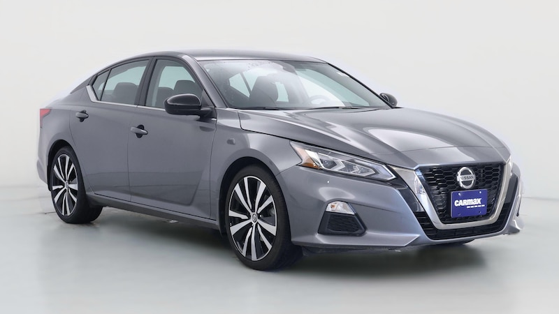 2022 Nissan Altima SR Hero Image