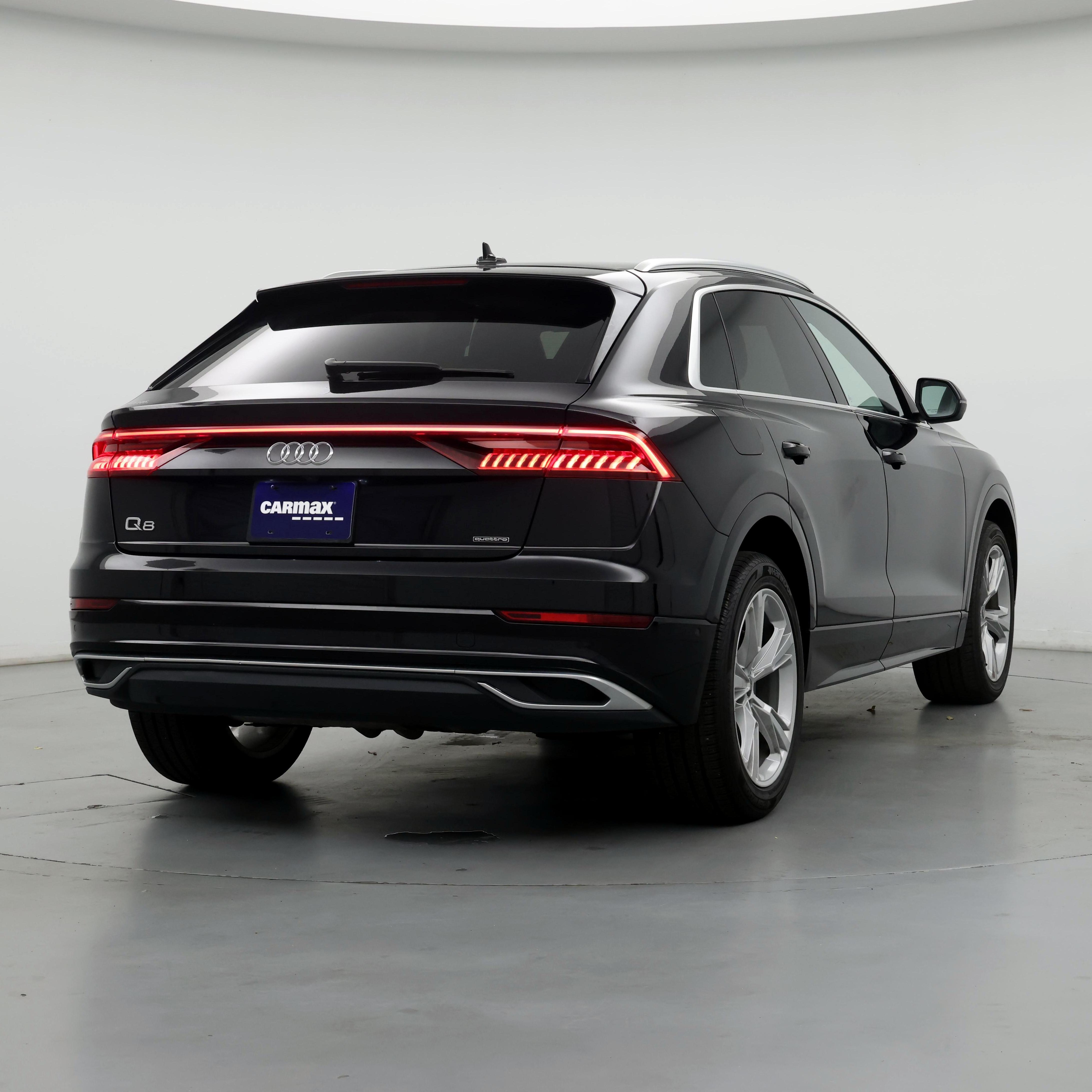 Thumbnail: 2021 Audi Q8 - 8