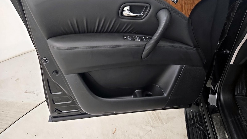 2023 Nissan Armada SL 12
