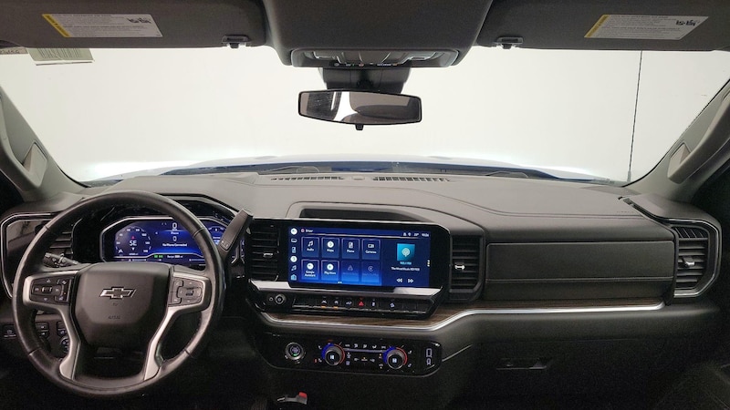 2022 Chevrolet Silverado 1500 RST 9