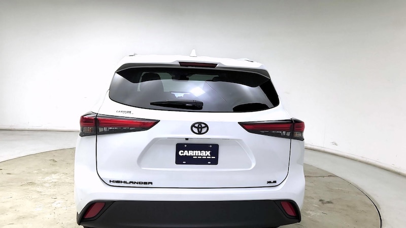 2023 Toyota Highlander XLE 6