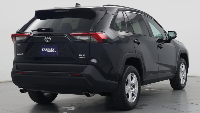 2019 Toyota RAV4 XLE 8