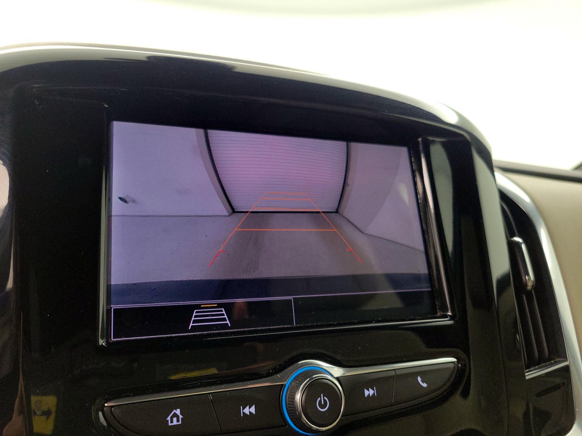 Thumbnail: 2022 Chevrolet Traverse - 14