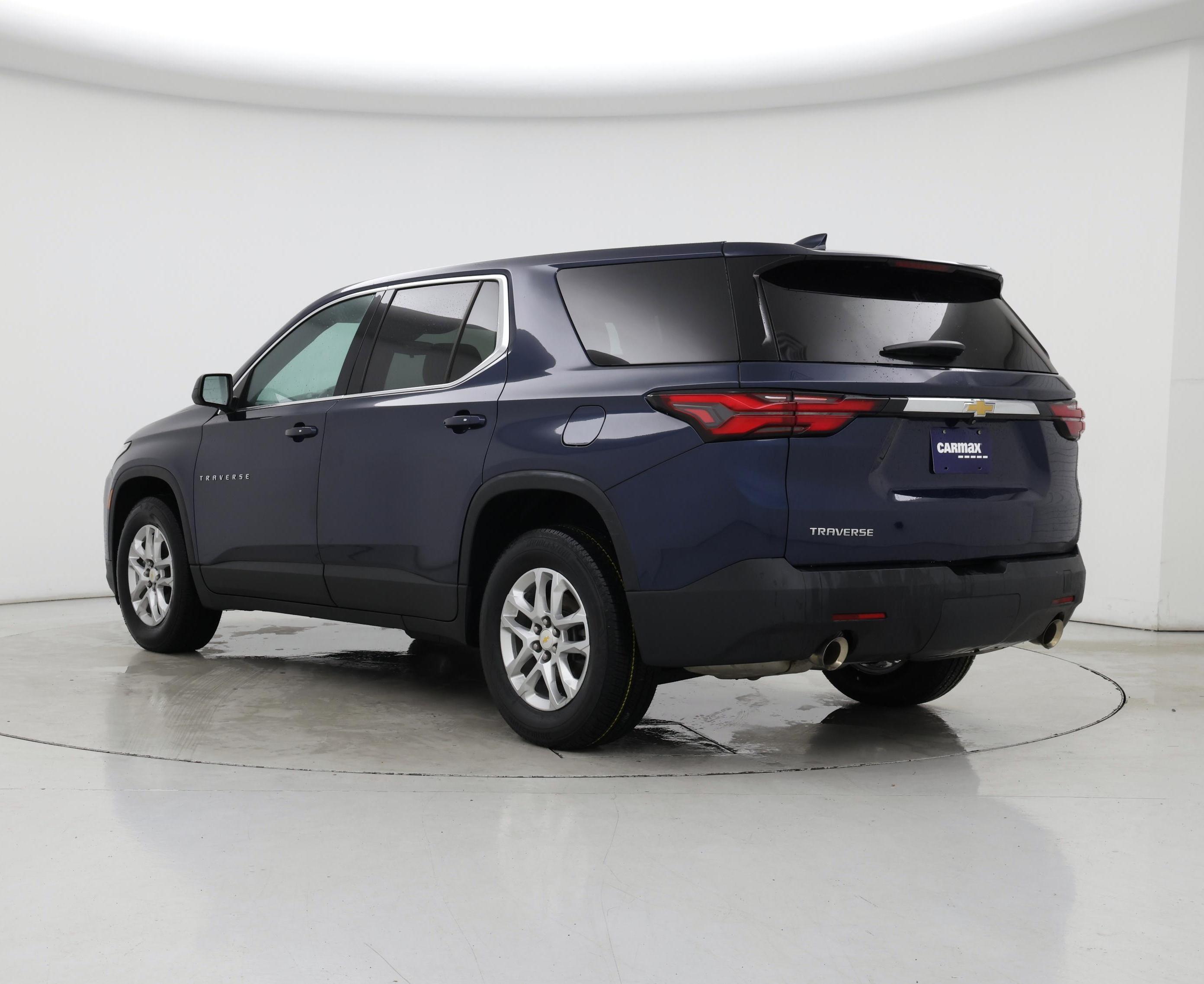 Thumbnail: 2022 Chevrolet Traverse - 2