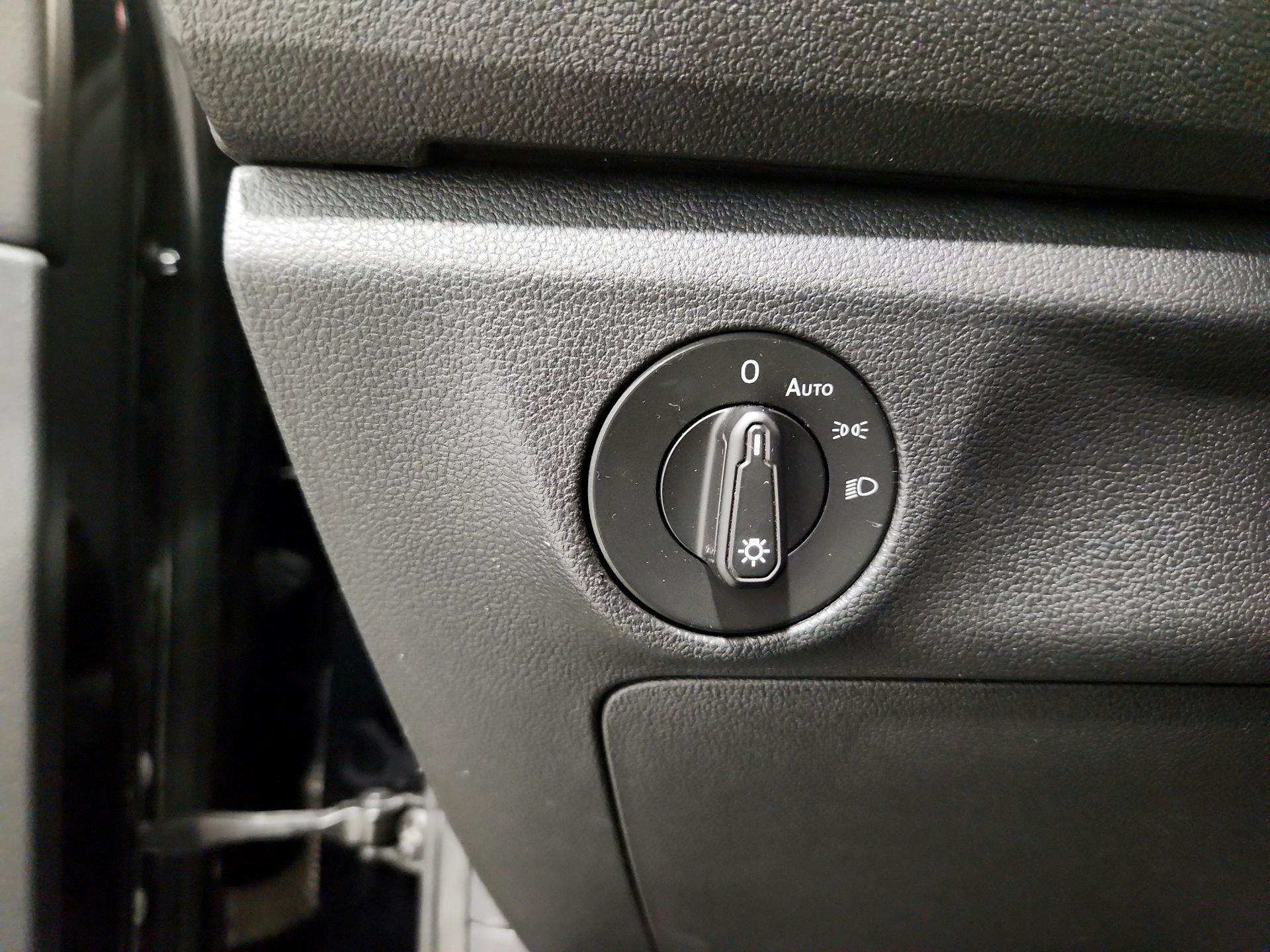 Thumbnail: 2020 Volkswagen Jetta - 13