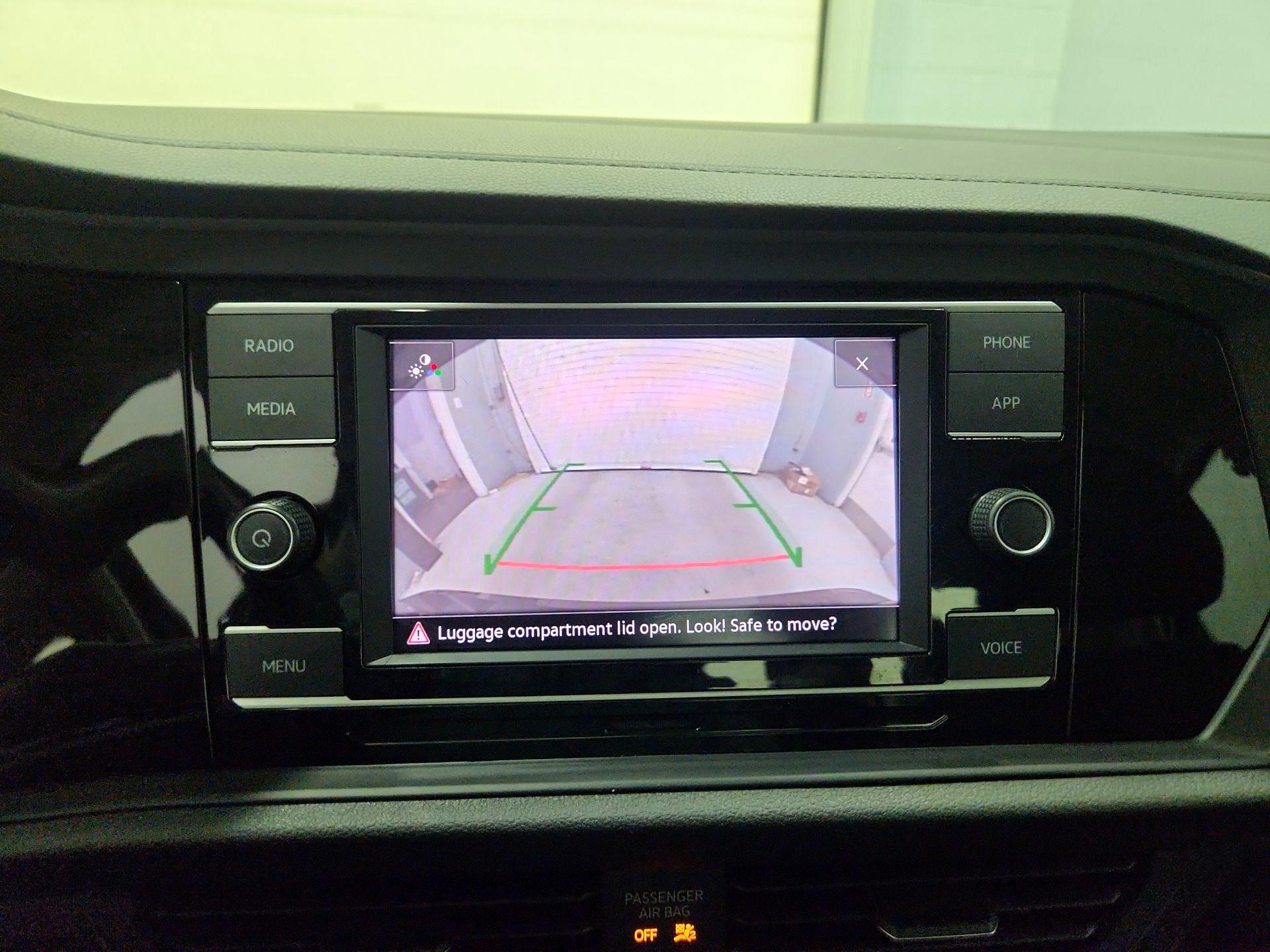 Thumbnail: 2020 Volkswagen Jetta - 14