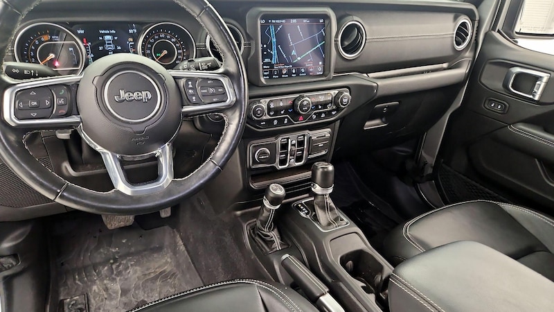 2021 Jeep Wrangler Unlimited Sahara 10