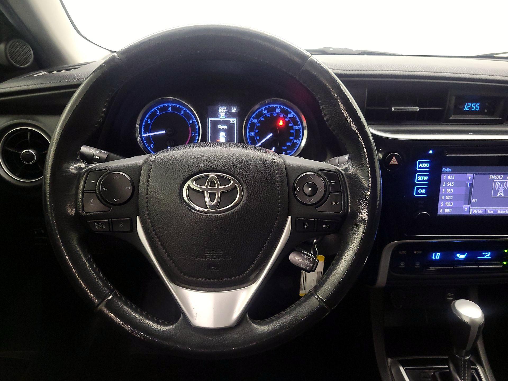 Thumbnail: 2019 Toyota Corolla - 10