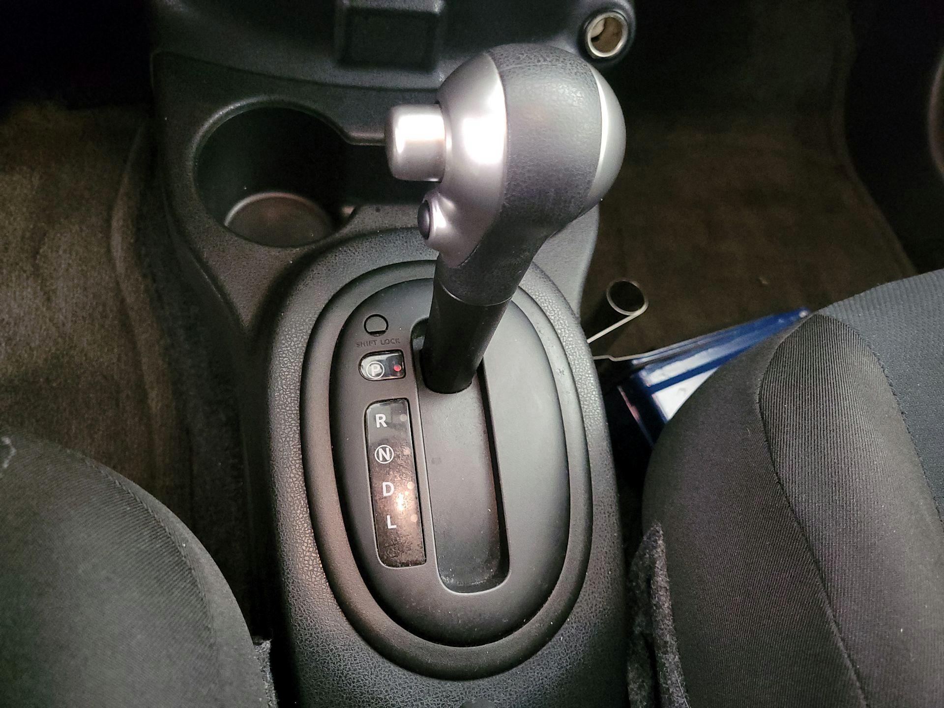 Thumbnail: 2017 Nissan Versa Note - 16