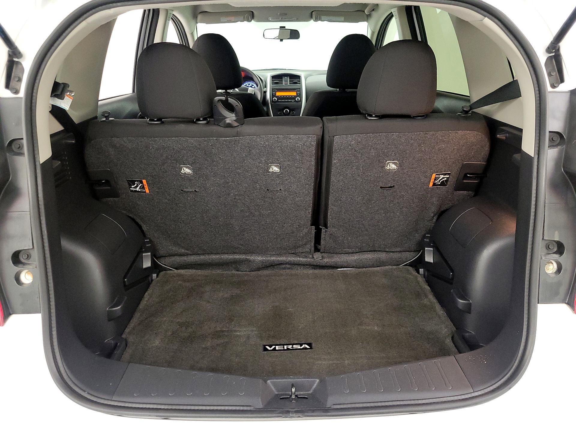 Thumbnail: 2017 Nissan Versa Note - 18