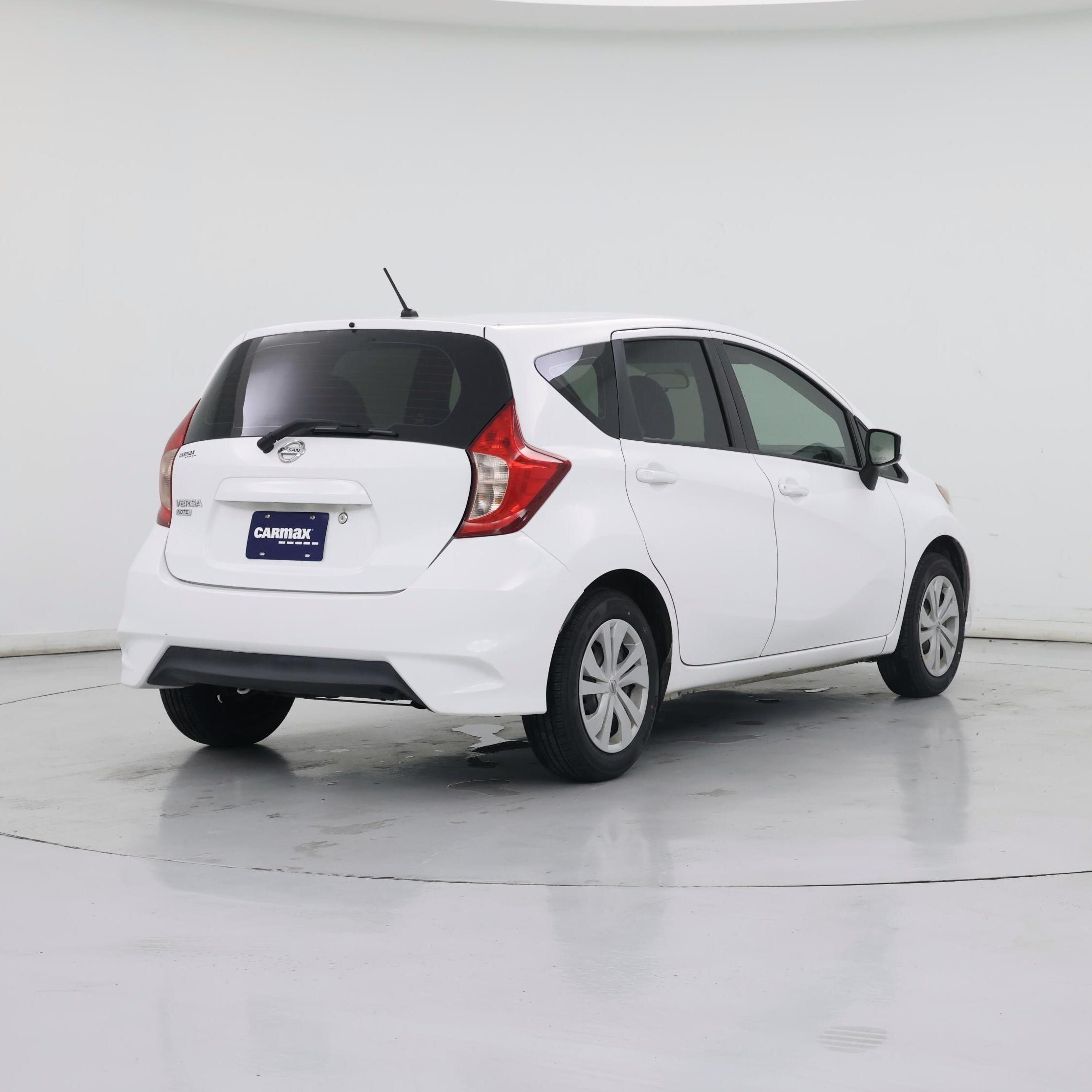 Thumbnail: 2017 Nissan Versa Note - 8